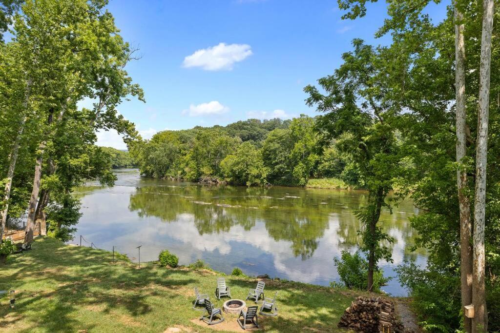 Riverside Oasis With Stunning Views, Cozy Firepit! Luray Exterior photo